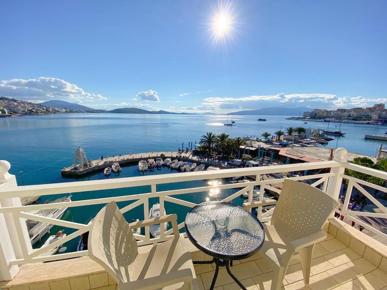 Sun N Blue Hotel Sarandë Eksteriør bilde